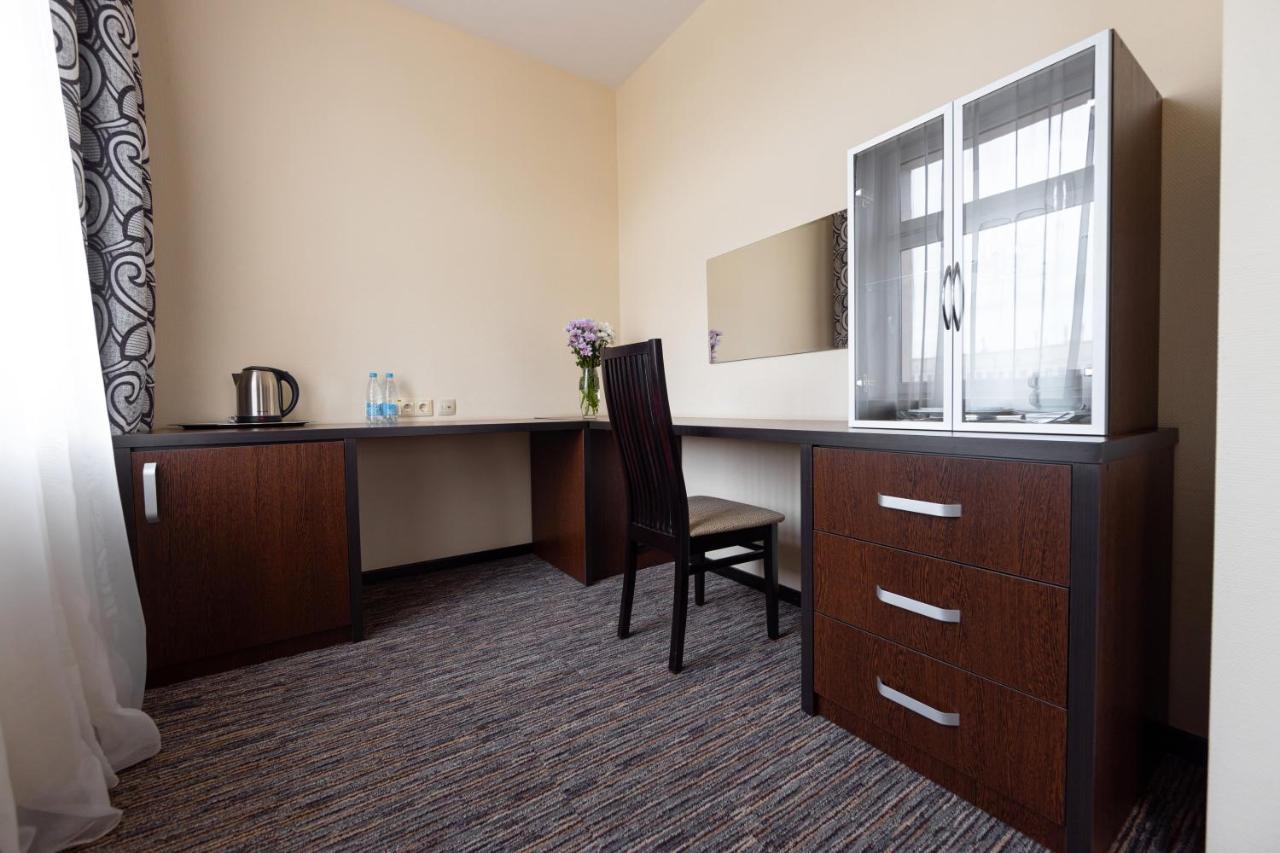 Neman Hotel Grodno Buitenkant foto