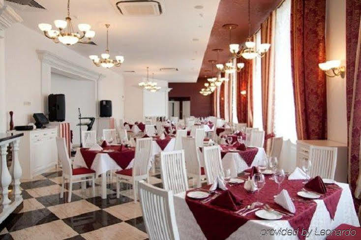 Neman Hotel Grodno Buitenkant foto